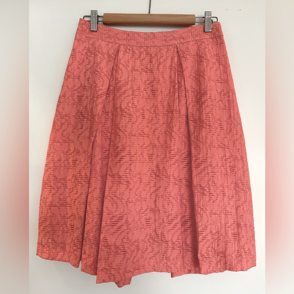 NWT Vince Camuto Pink Eyelet Pleated Skirt